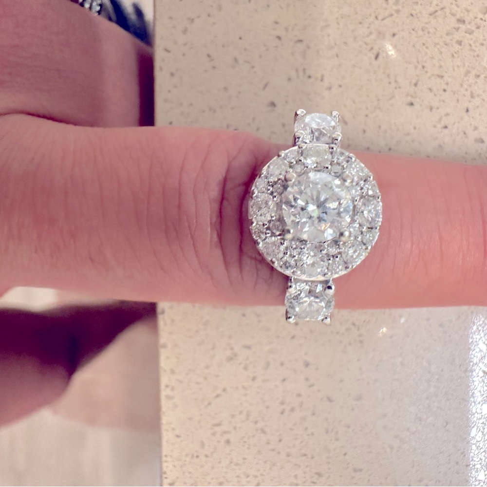 2.0 ctw white gold diamond ring, the ring is gently used.